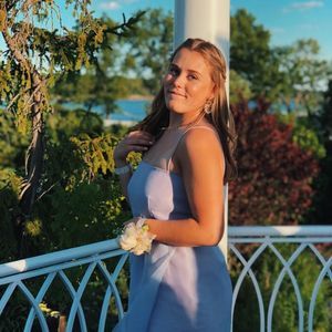 Meet your Posher, Tess